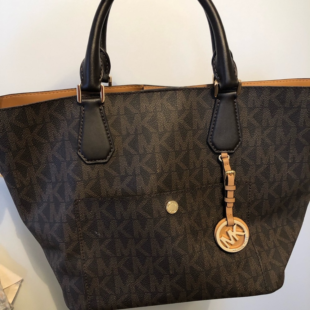 COPY - Authentic Michael Kors bag